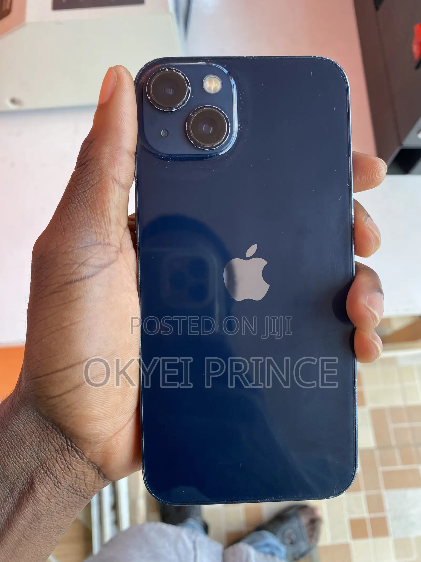 Apple iPhone 13 128 GB Green
