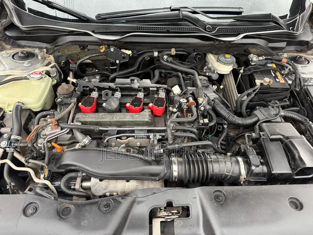 Honda Civic Touring 4dr Sedan (1.5L 4cyl) 2016 Silver