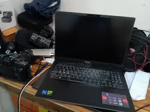 Laptop MSI 32GB Intel Core i7 SSD 1T
