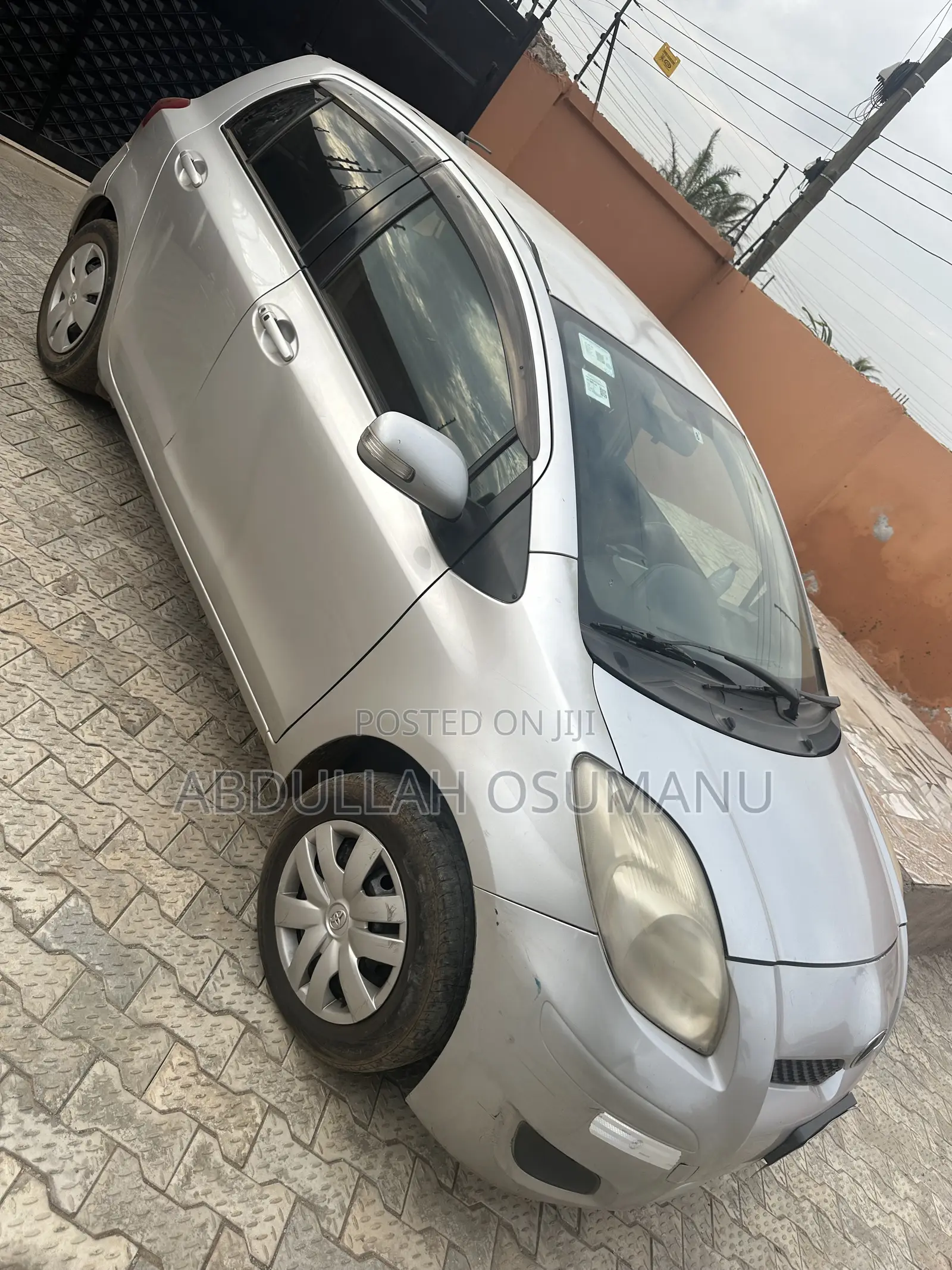 Toyota Vitz 1.3 AWD 5dr 2009 Silver