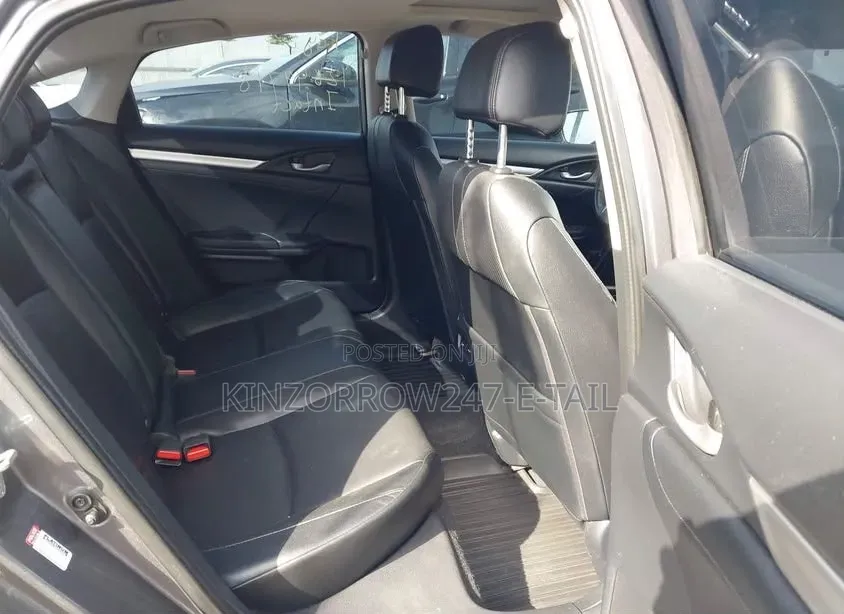 Honda Civic Touring Sedan 2018 Gray