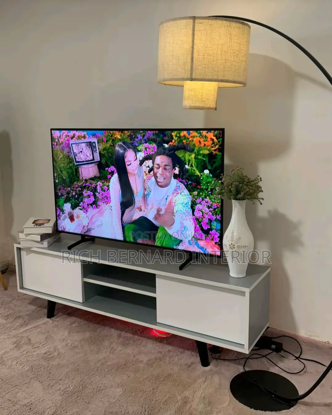 48 Inches Foreign Laminated TV Stand