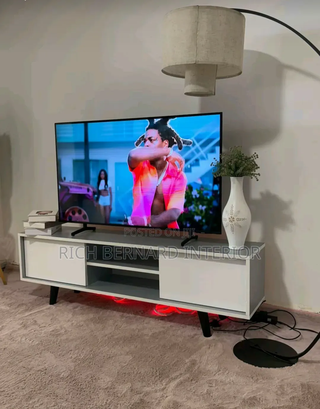 48 Inches Foreign Laminated TV Stand