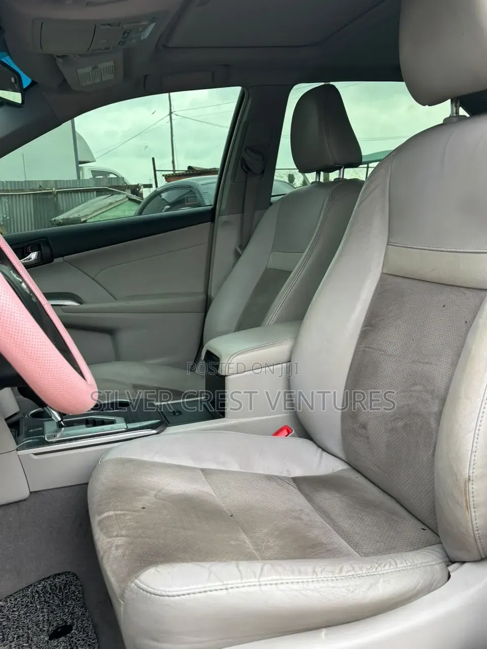 Toyota Camry XLE 4dr Sedan (2.5L 4cyl 6A) 2013 Gray