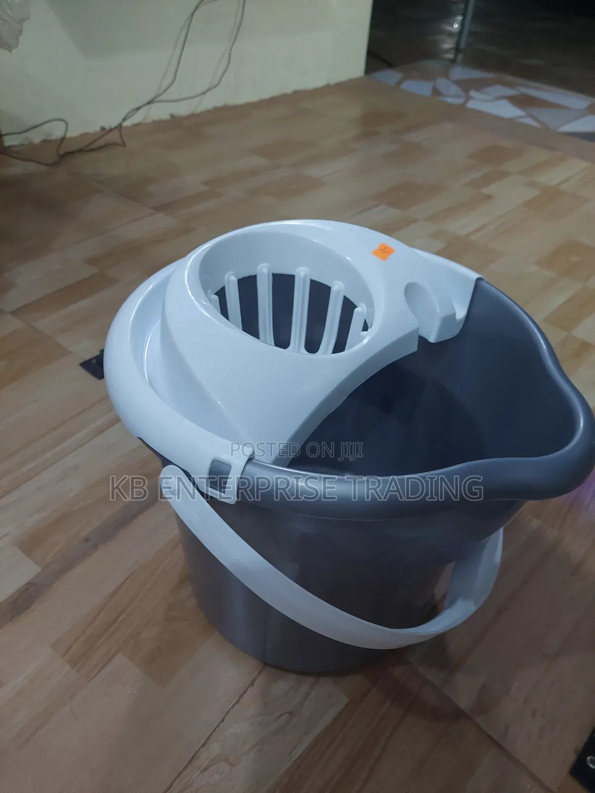 Century Grey and White Plastic Mop Bucket With Built-in Wringer