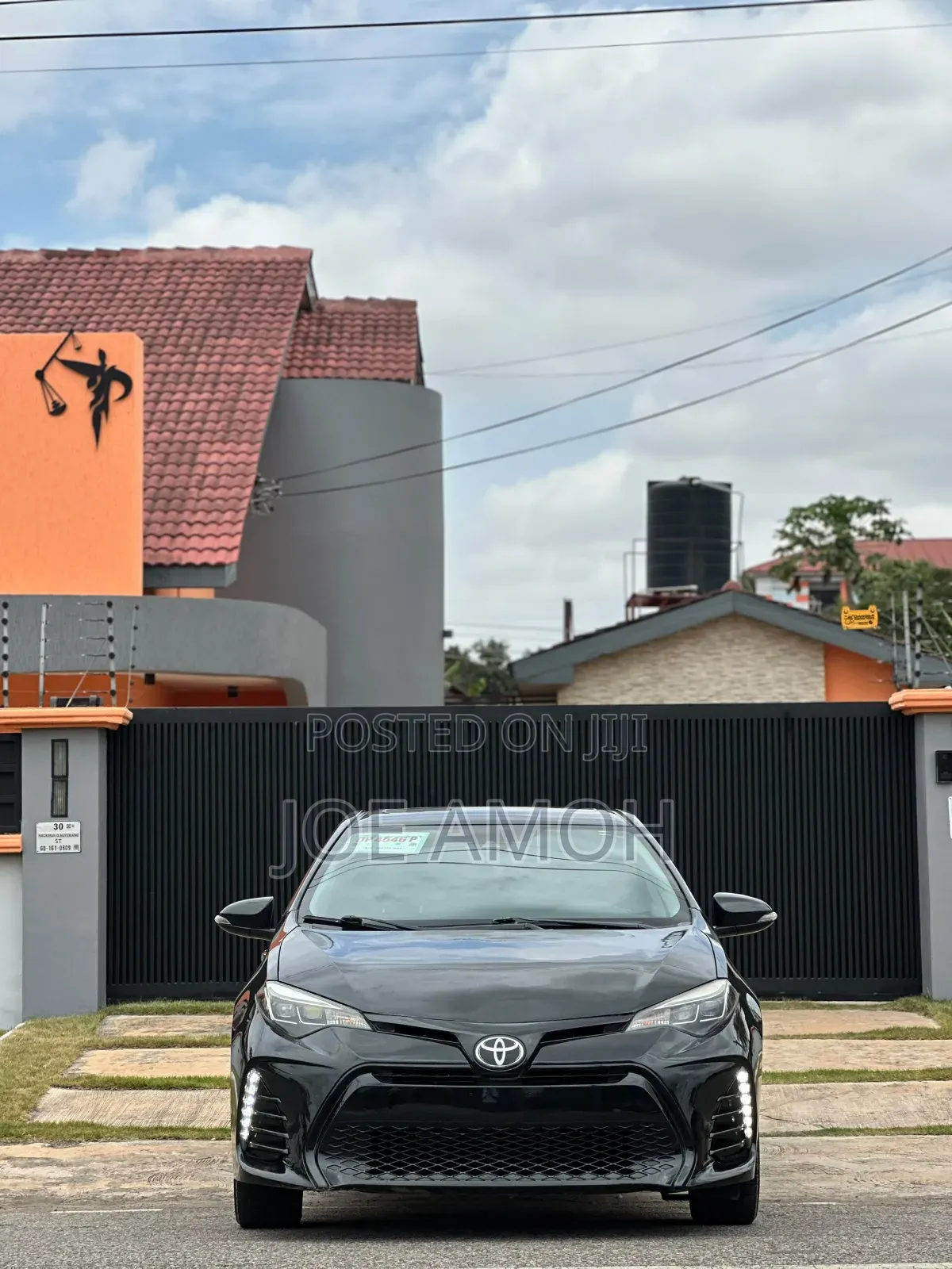 Toyota Corolla SE (1.8L 4cyl 6M) 2018 Black