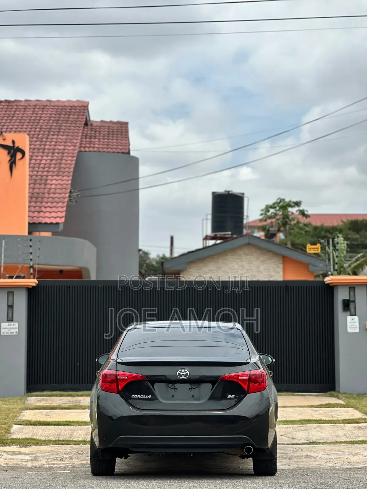 Toyota Corolla SE (1.8L 4cyl 6M) 2018 Black