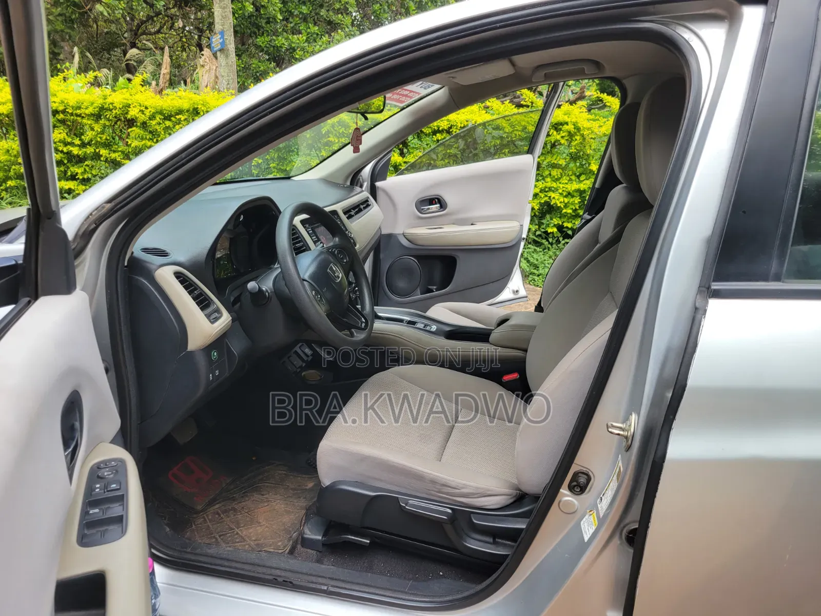 Honda HR-V 4dr SUV (1.5L 4cyl CVT) 2016 Silver