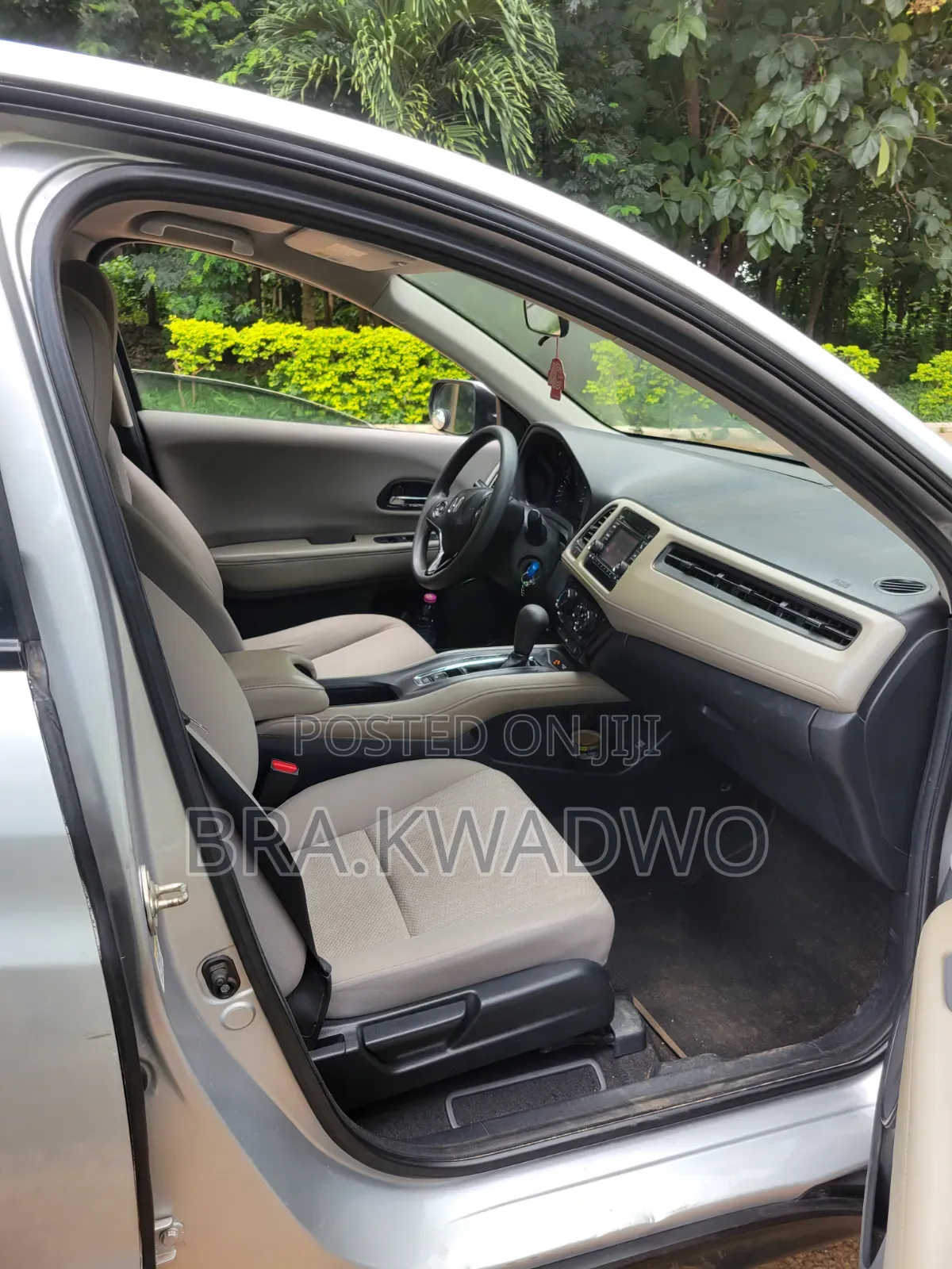 Honda HR-V 4dr SUV (1.5L 4cyl CVT) 2016 Silver
