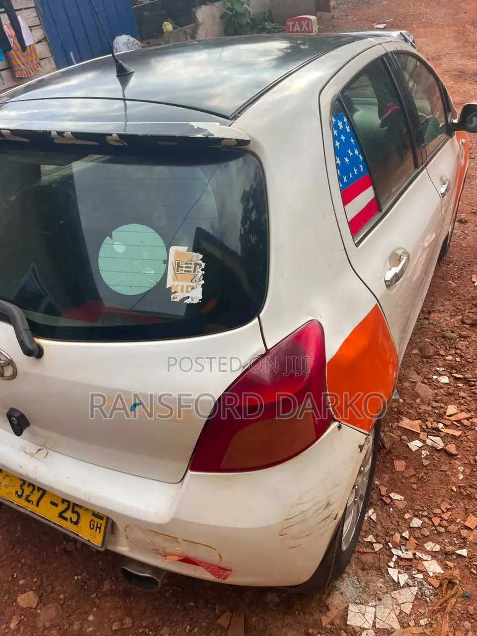 Toyota Vitz 2010 White