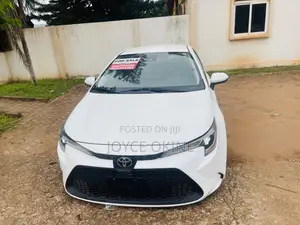 Toyota Corolla 2021 White
