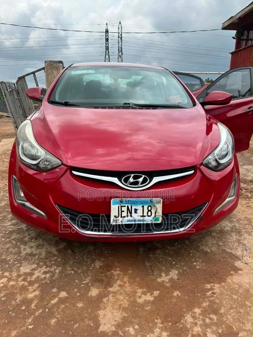 Hyundai Elantra 2015 Red