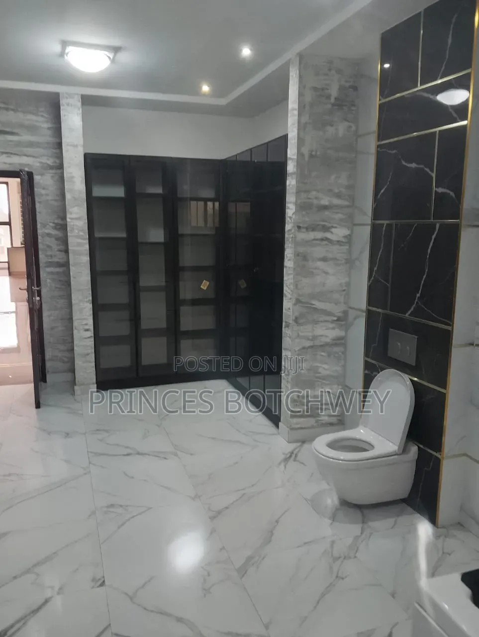 4bdrm Duplex in Airport Residential for rent