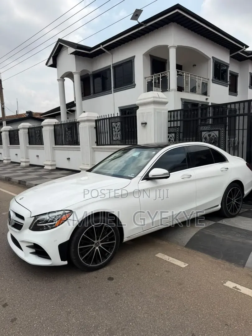 Mercedes-Benz C300 Sport 4Matic Sedan AWD (2.0L 4cyl 7A) 2017 White