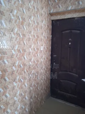 2bdrm Apartment in Ablekuma Odumase, Olebu for rent