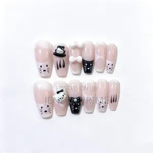 Hello Kitty Nude Bow Press-on Nails