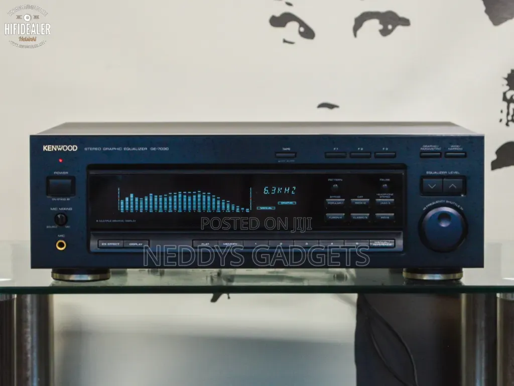 Kenwood GE-7030 Is a Vintage High-Fidelity Stereo Graphic Equalizer