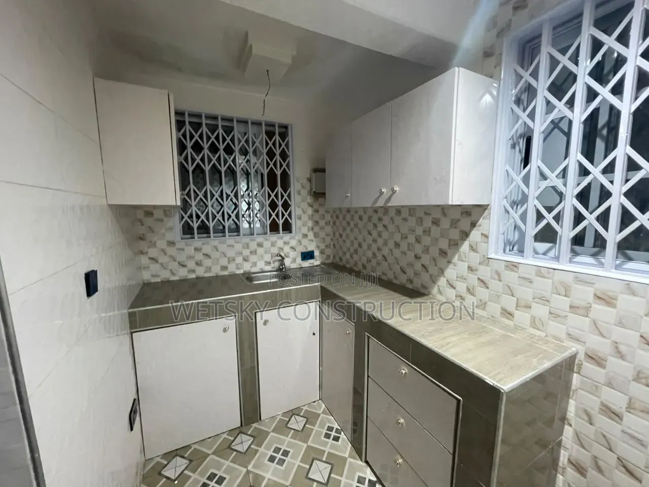 1bdrm Apartment in Anyaa Deeper Life, Market for rent