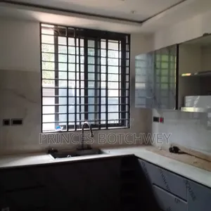2bdrm Apartment in Achimota, Overhead for rent
