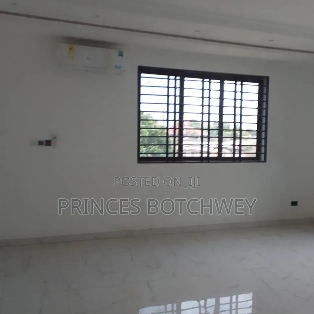 2bdrm Apartment in Achimota, Overhead for rent