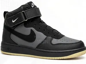 Nike High-Top Sneakers
Size 42-Black
GHS 450