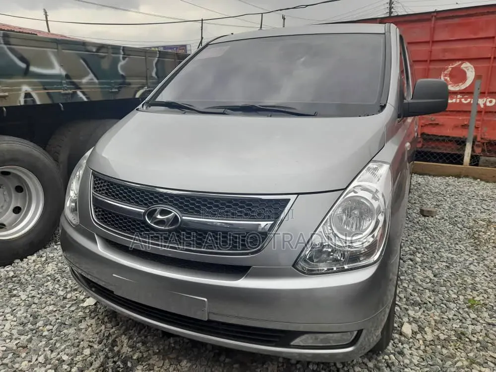 Hyundai Starex 2014 Silver