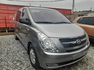 Hyundai Starex 2014 Silver