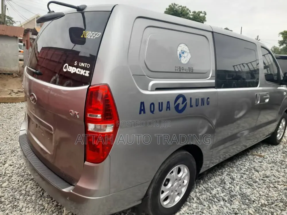 Hyundai Starex 2014 Silver
