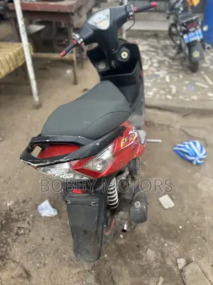 Kymco Xciting 2021 Red