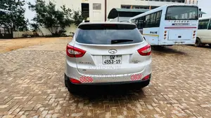 Hyundai Tucson Limited AWD 2013 Silver