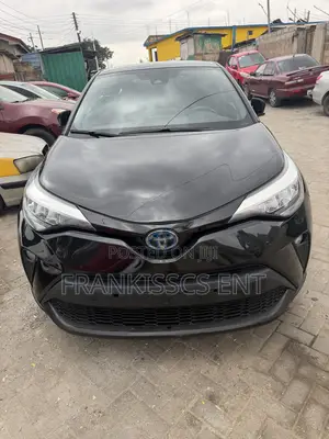 Toyota C-HR XLE 2021 Black