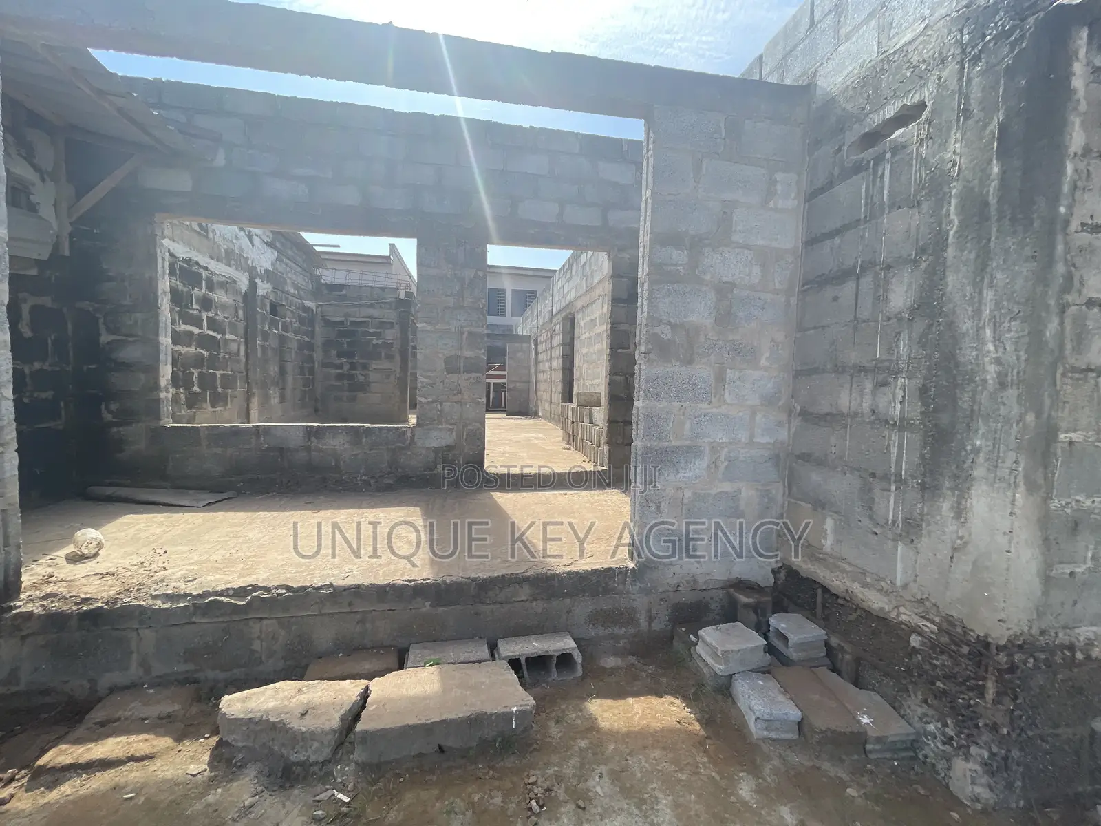 5bdrm House in Unique Key Agency, Spintex for sale