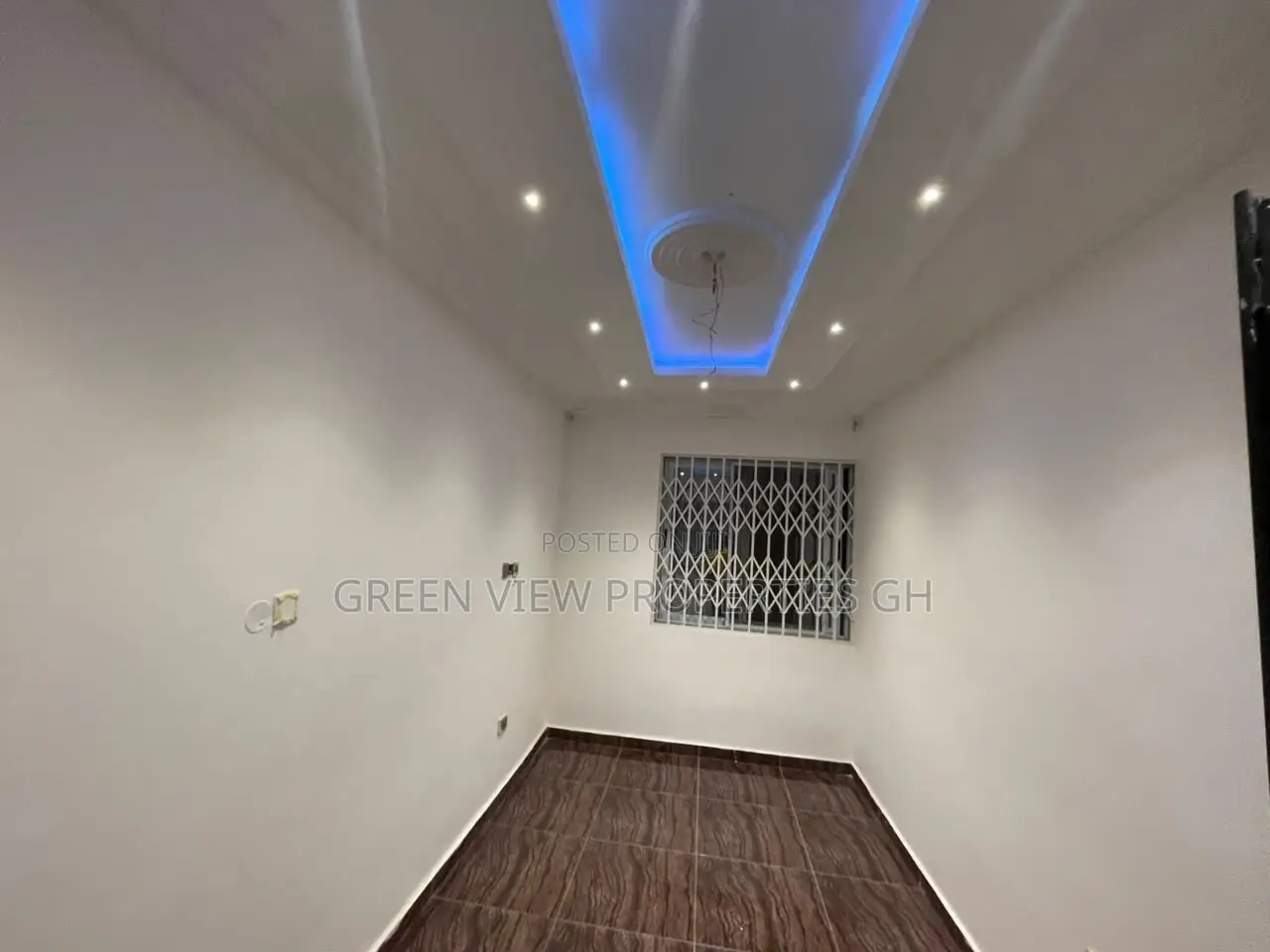 1bdrm Room & Parlour in Anyaa for rent