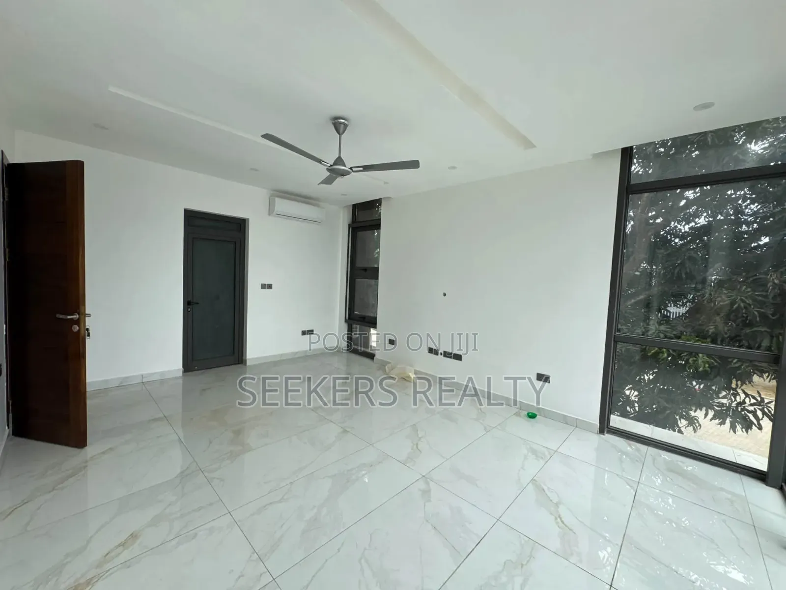 4bdrm Townhouse / Terrace in Seekers Realty, US Embassy Area for rent