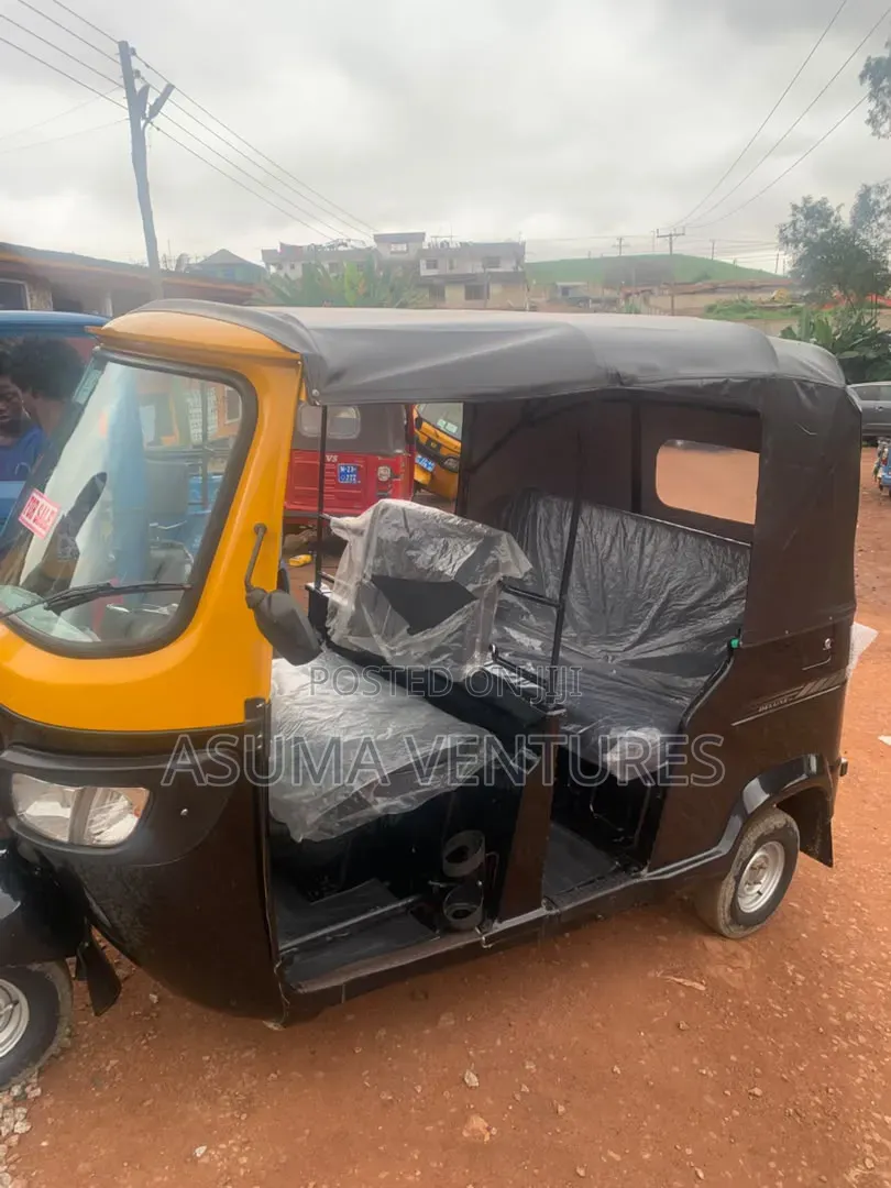 TVS HLX Plus ES 2025 Black