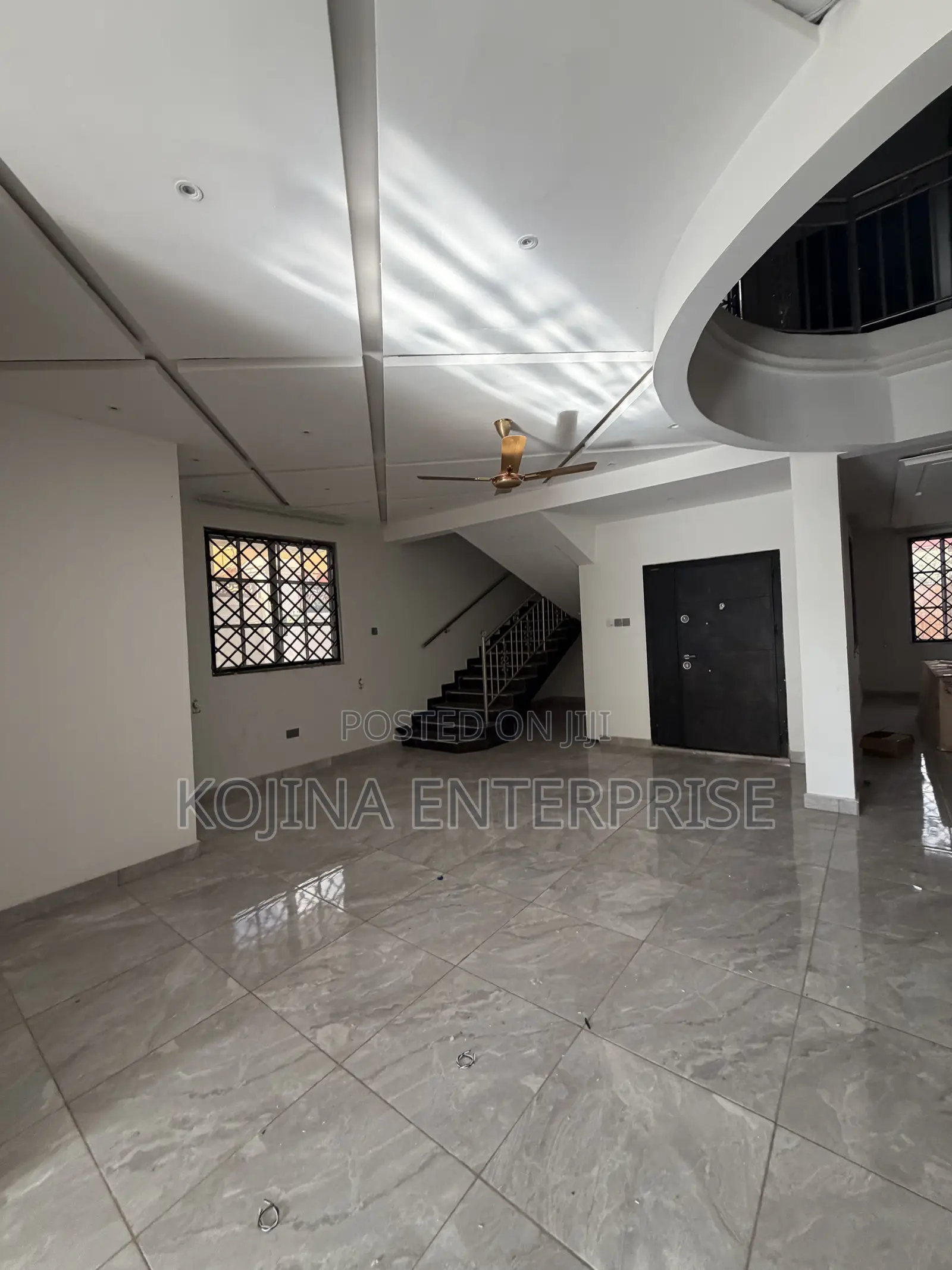 Furnished 6bdrm Mansion in Santasi-Oteng, Kumasi Metropolitan for sale