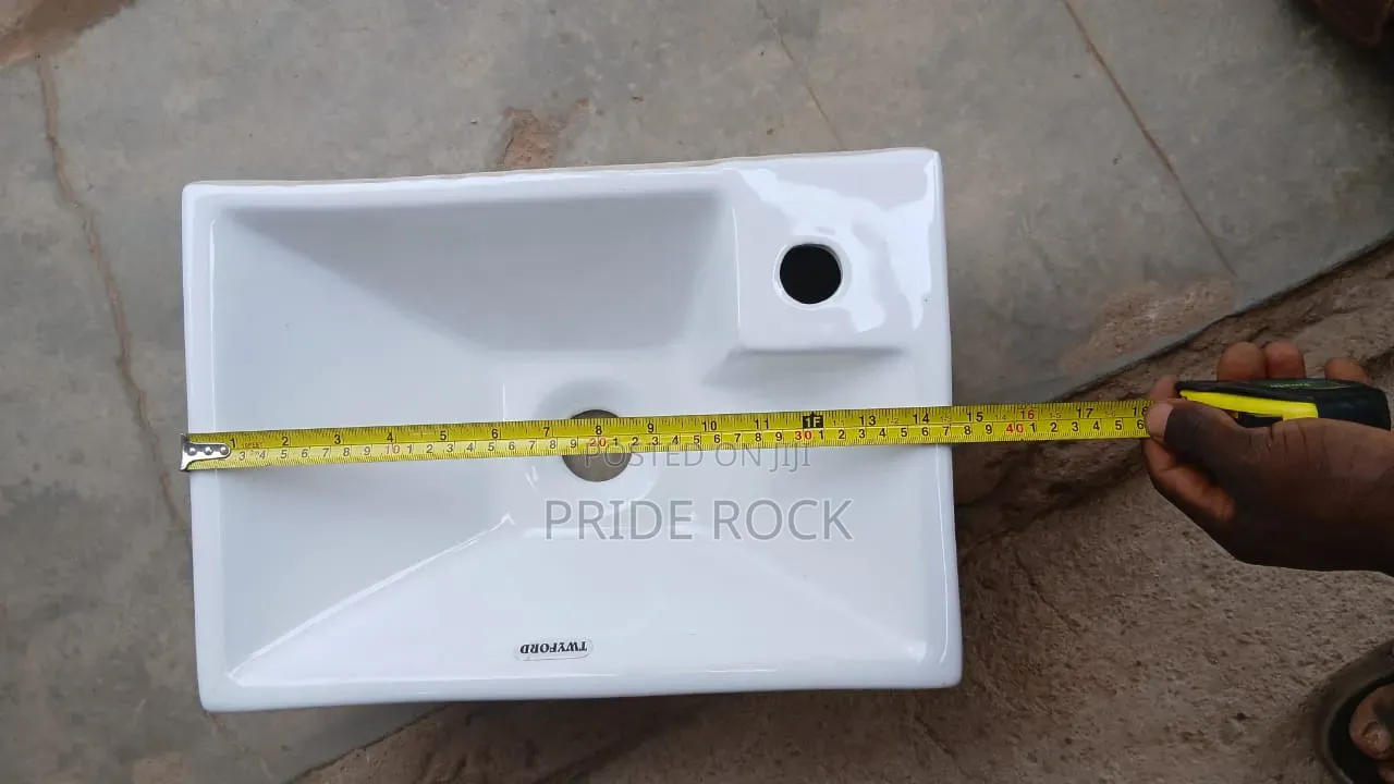 Small Size Basin With Tap Set