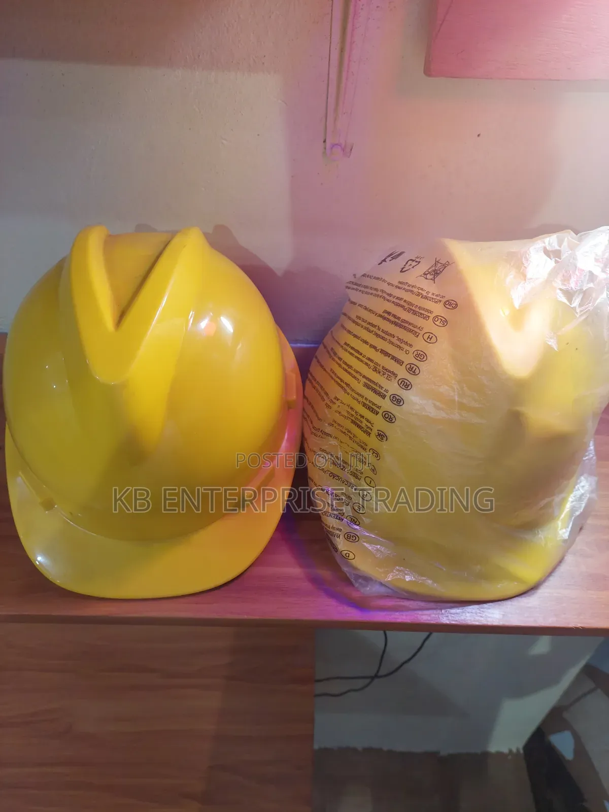 T-Uk Adjustable Safety Hard Hat
