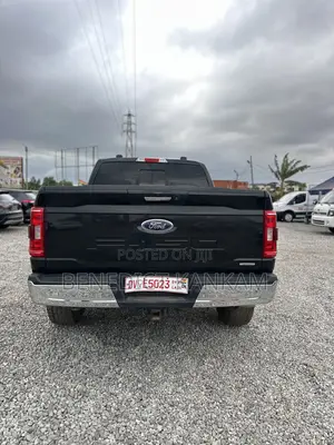 Ford F-150 XLT 2021 Black