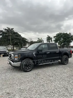 Ford F-150 XLT 2021 Black
