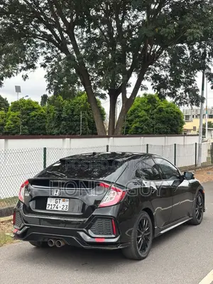 Honda Civic EX-L w/Navi 4dr Hatchback (1.5L 4cyl) 2017 Black
