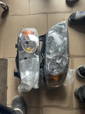 Nissan Sentra Headlight 2004 2005 2006 2007 Head Light
