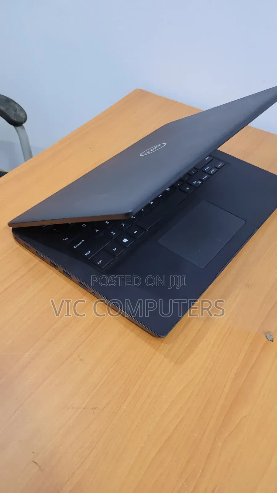 Laptop Dell Latitude 3400 8GB Intel Core i5 HDD+SSD 500GB