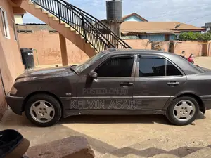 Mercedes-Benz C180 2000 Gray
