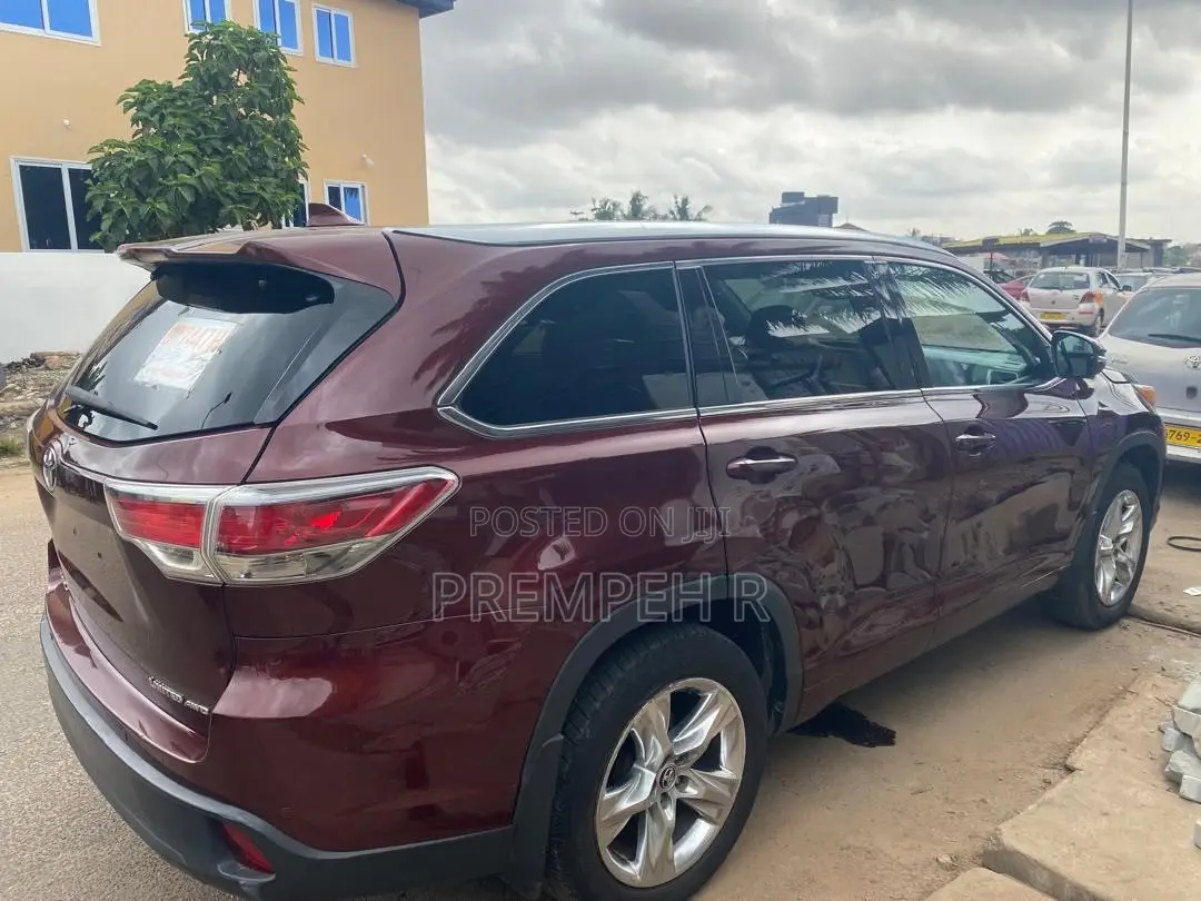 Toyota Highlander LE V6 4x2 (3.5L 6cyl 6A) 2016 Red