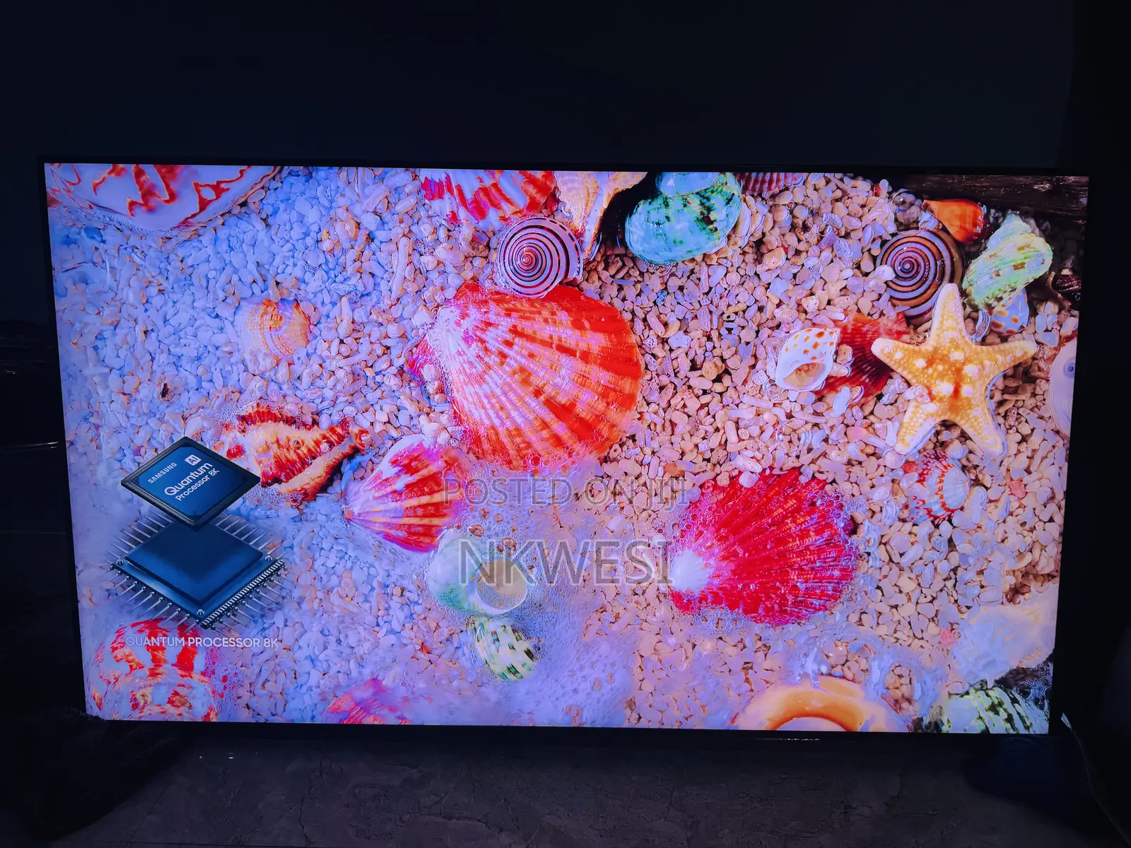 55” Samsung QLED 8K Resolution