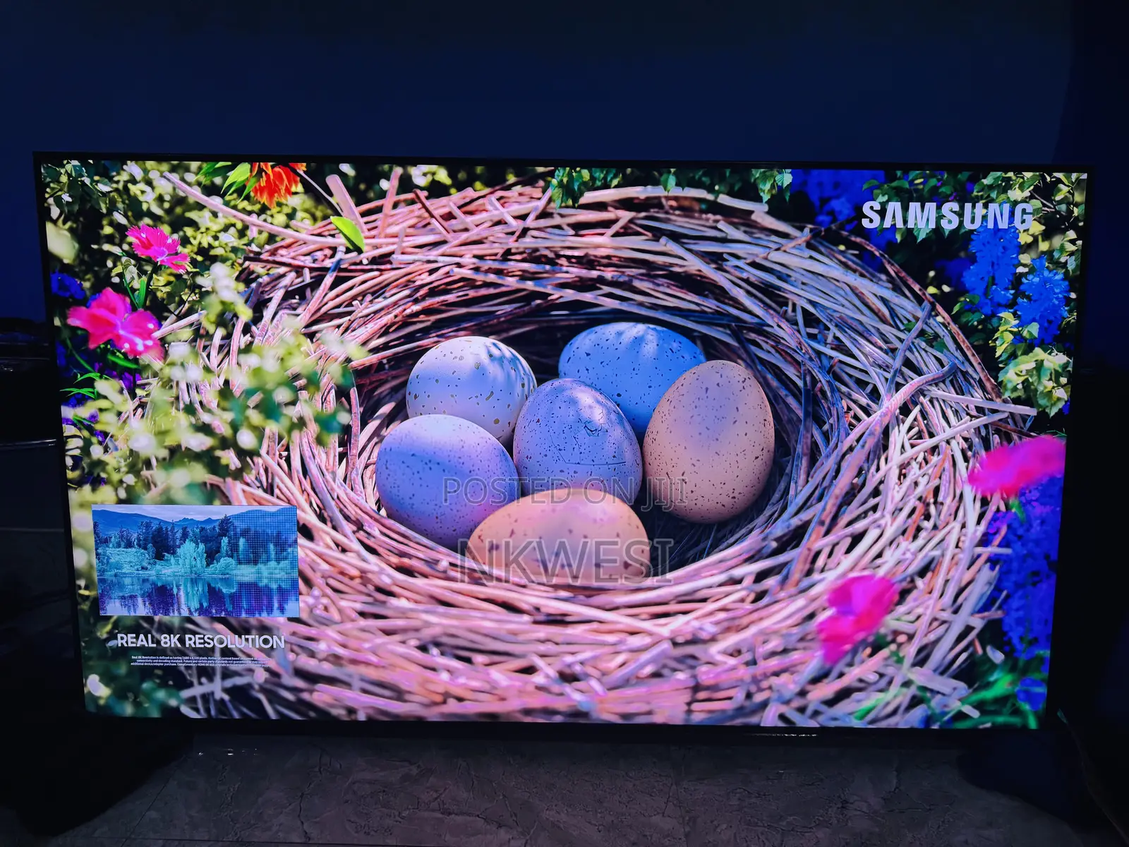55” Samsung QLED 8K Resolution