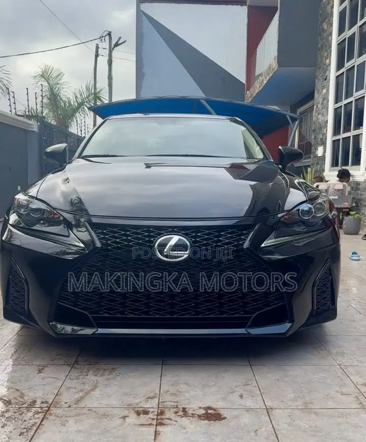 Lexus IS 200t 2016 Black