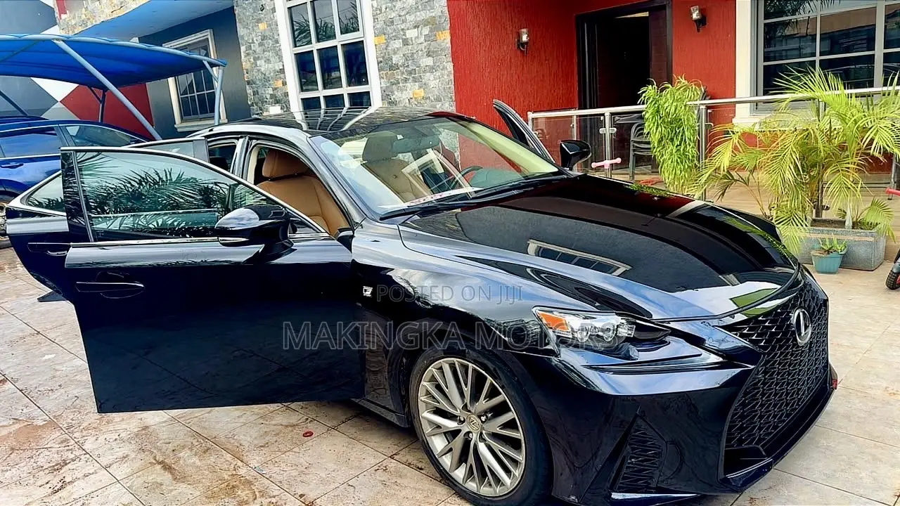 Lexus IS 200t 2016 Black