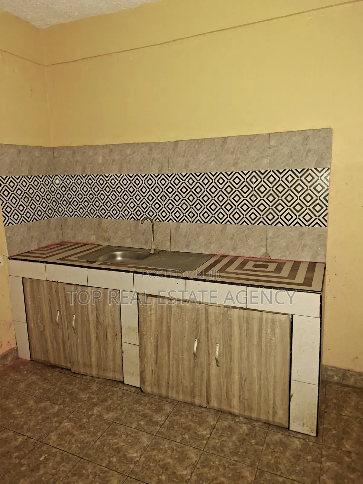 1bdrm Apartment in Musuku Roundabout, Ga East Municipal for rent